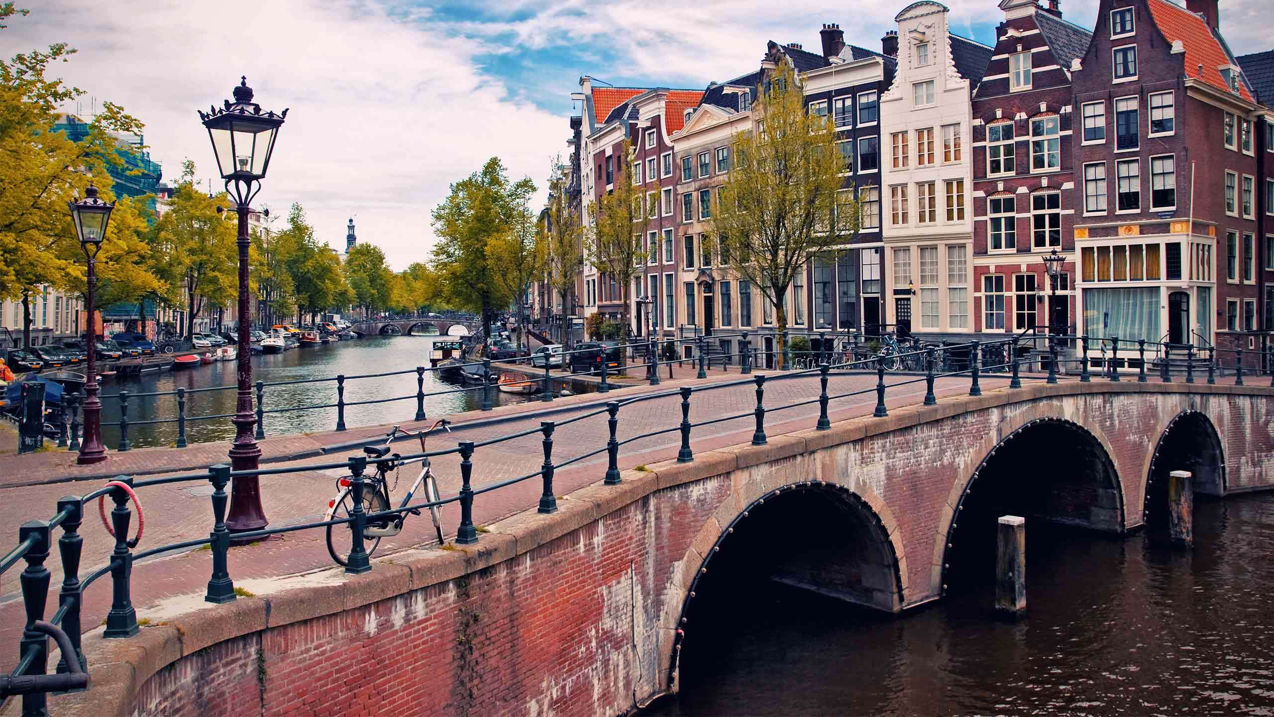 Luxury Netherlands & Belgium Cycle (Windmills & Canals from Amsterdam to Bruges) 6D5N, Fully Guided