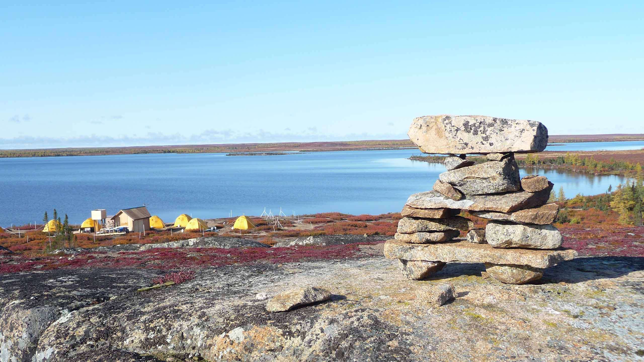 Arctic Walking Safari (Tundra Camp + Seal River Heritage Lodge) 9D8N