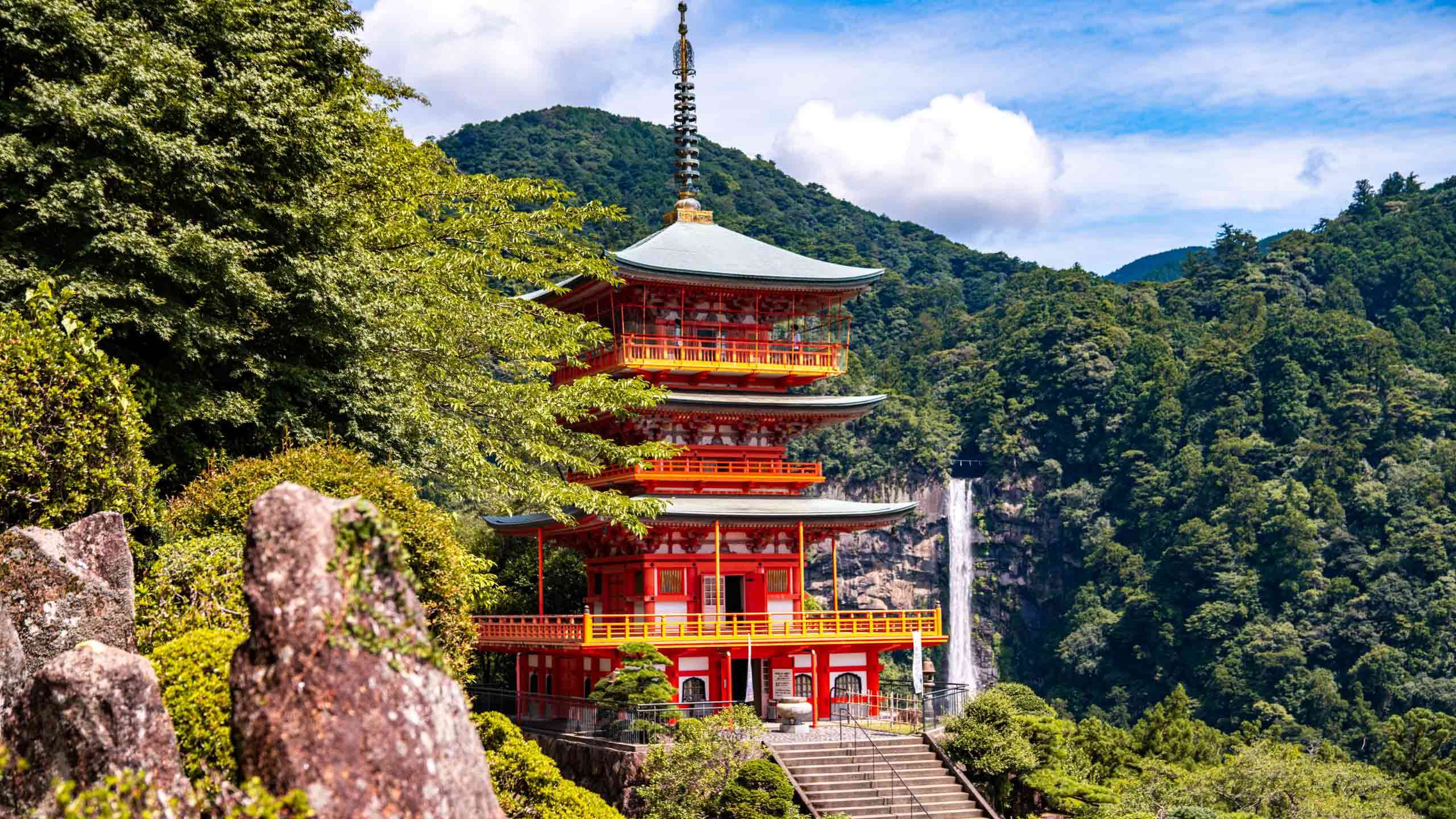 Classic Kumano Kodo Inn to Inn Walk 4D3N, Private Guided