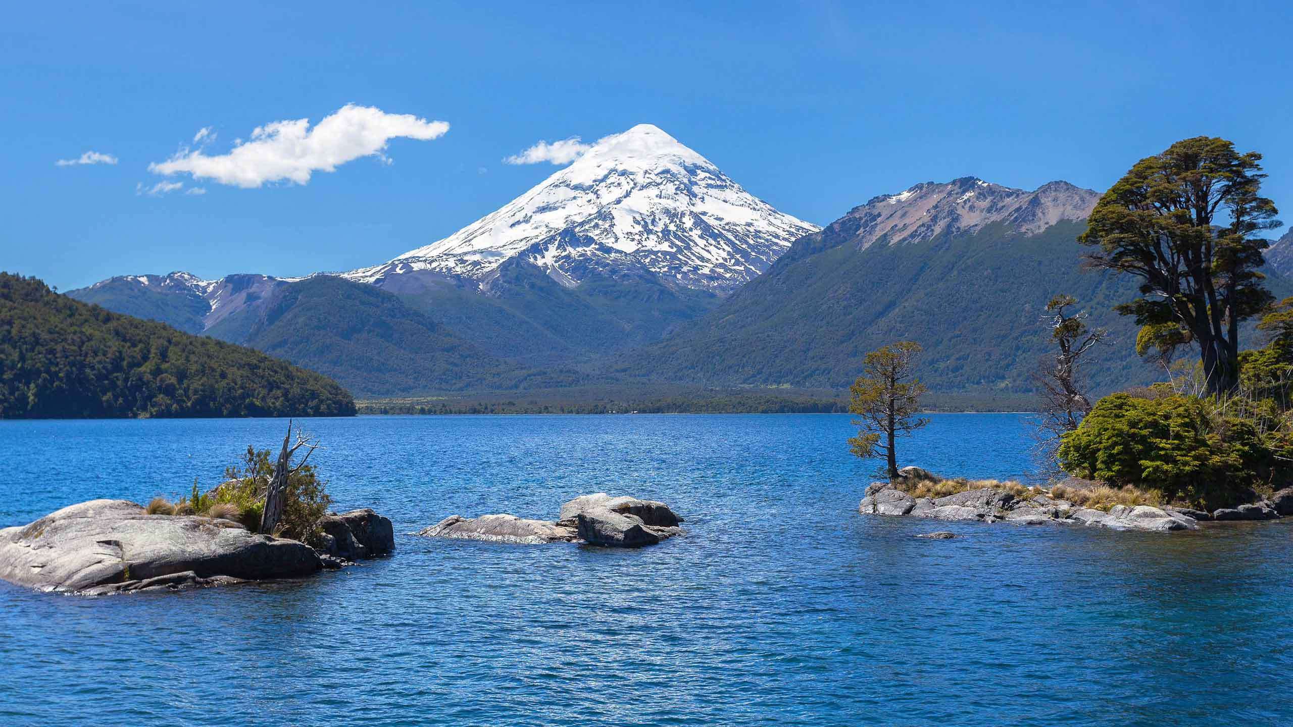 Chile's Lake District Luxury Walk 7D6N, Fully Guided
