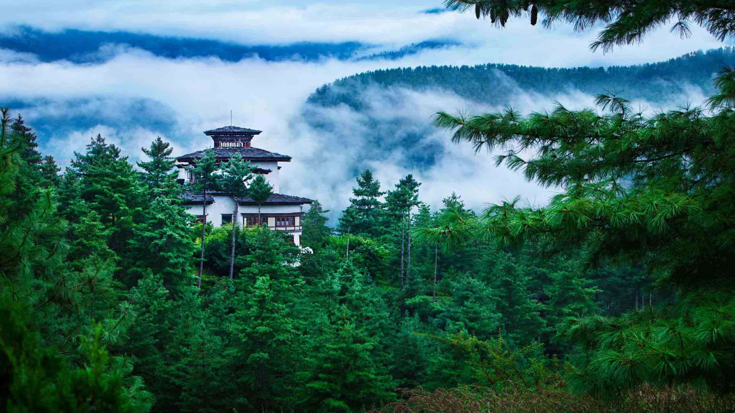 Luxury Bhutan Trekking (Inc. Druk Path Trek) 10D9N, Camping + COMO Uma + Amankora, Private Guided