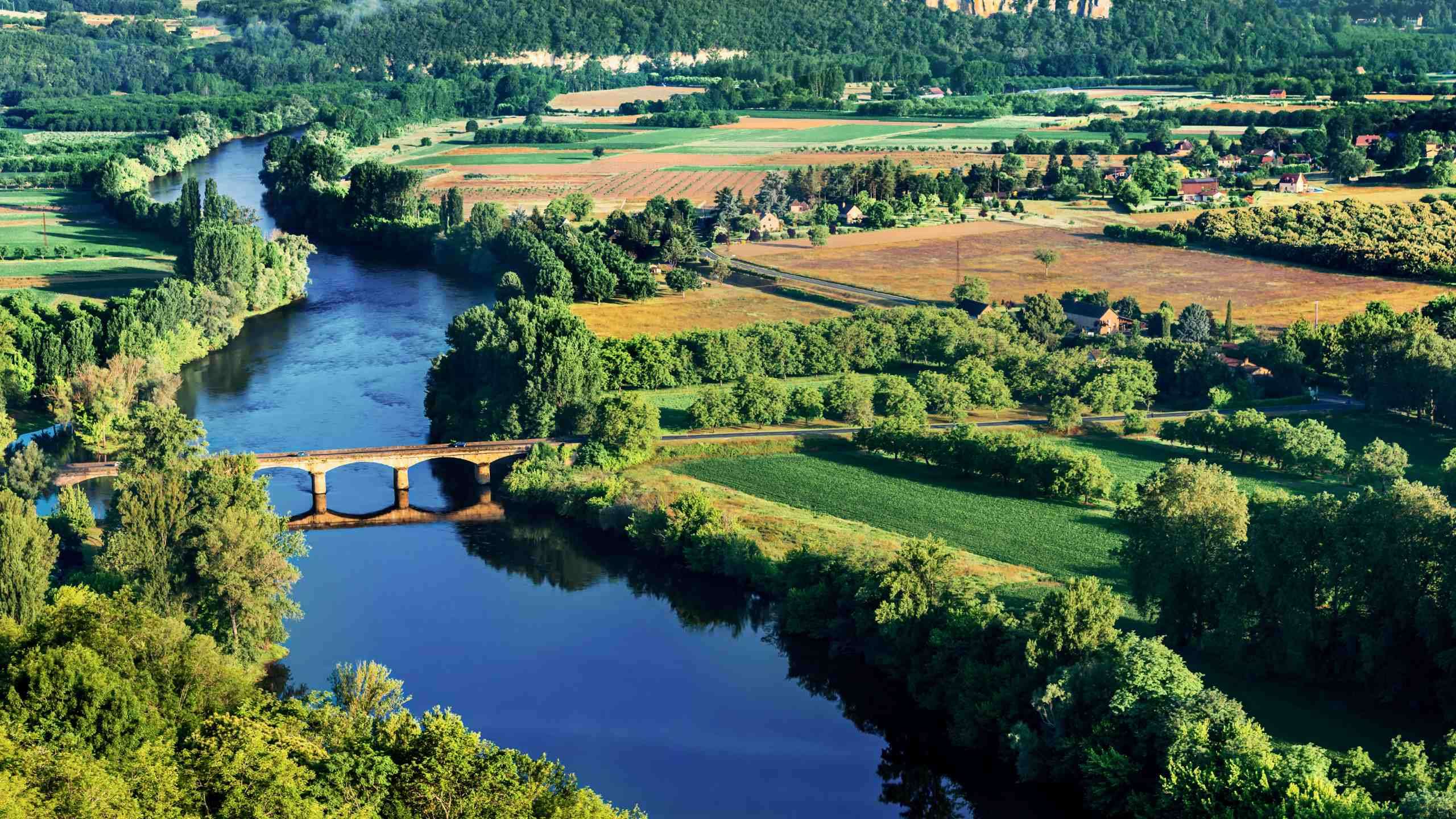 Luxury Bordeaux River Cruise & Cycle 8D7N (Garonne, Dordogne & Gironde), Fully Guided 