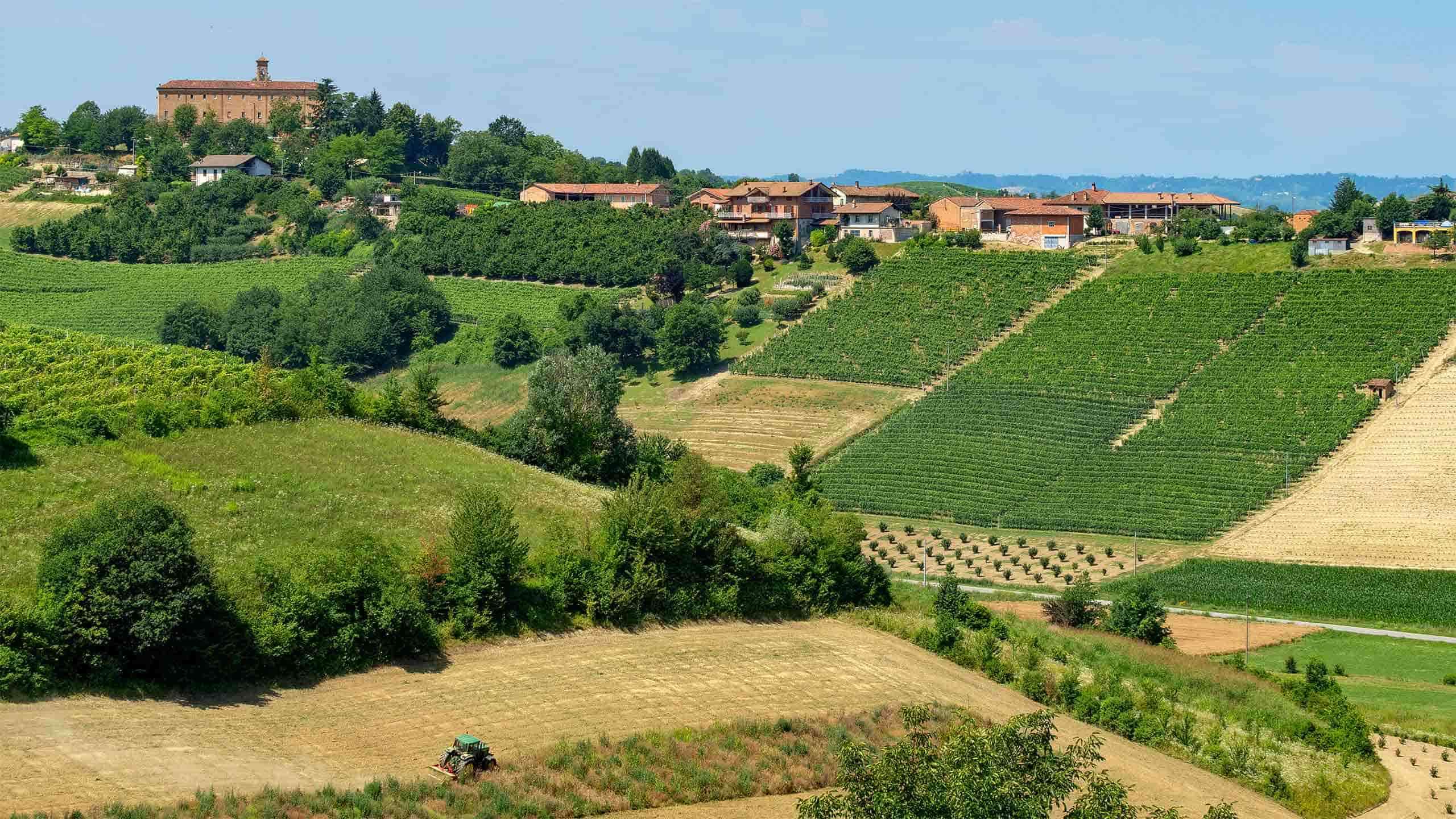 Luxury Italy's Piedmont Bike (Slow Food & Wine Lovers Paradise) 6D5N, Fully Guided