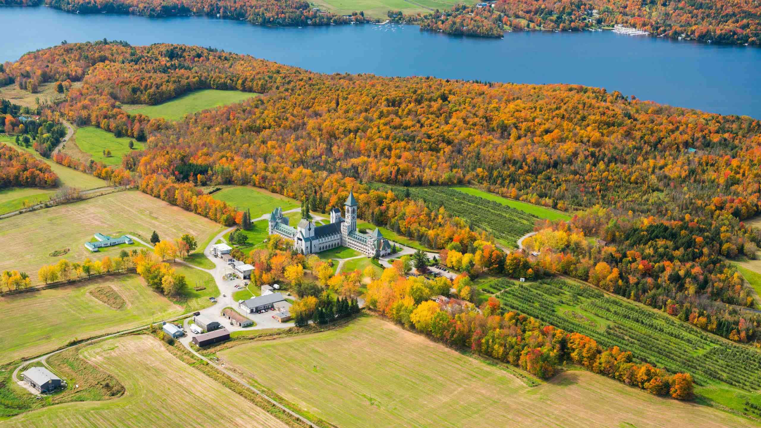Luxury Vermont to Quebec Cycle 6D5N (Northeast Kingdom To French Canada), Fully Guided