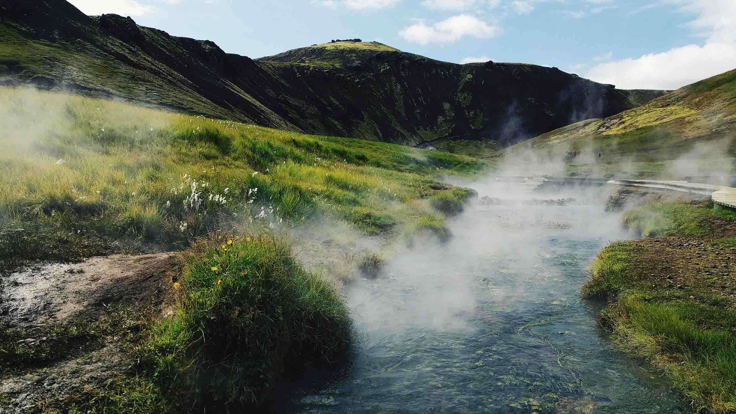 Greenland & Iceland Luxury Walk (Arctic Wilds & Sculptured Icebergs At The Top Of The World) 6D5N, Fully Guided