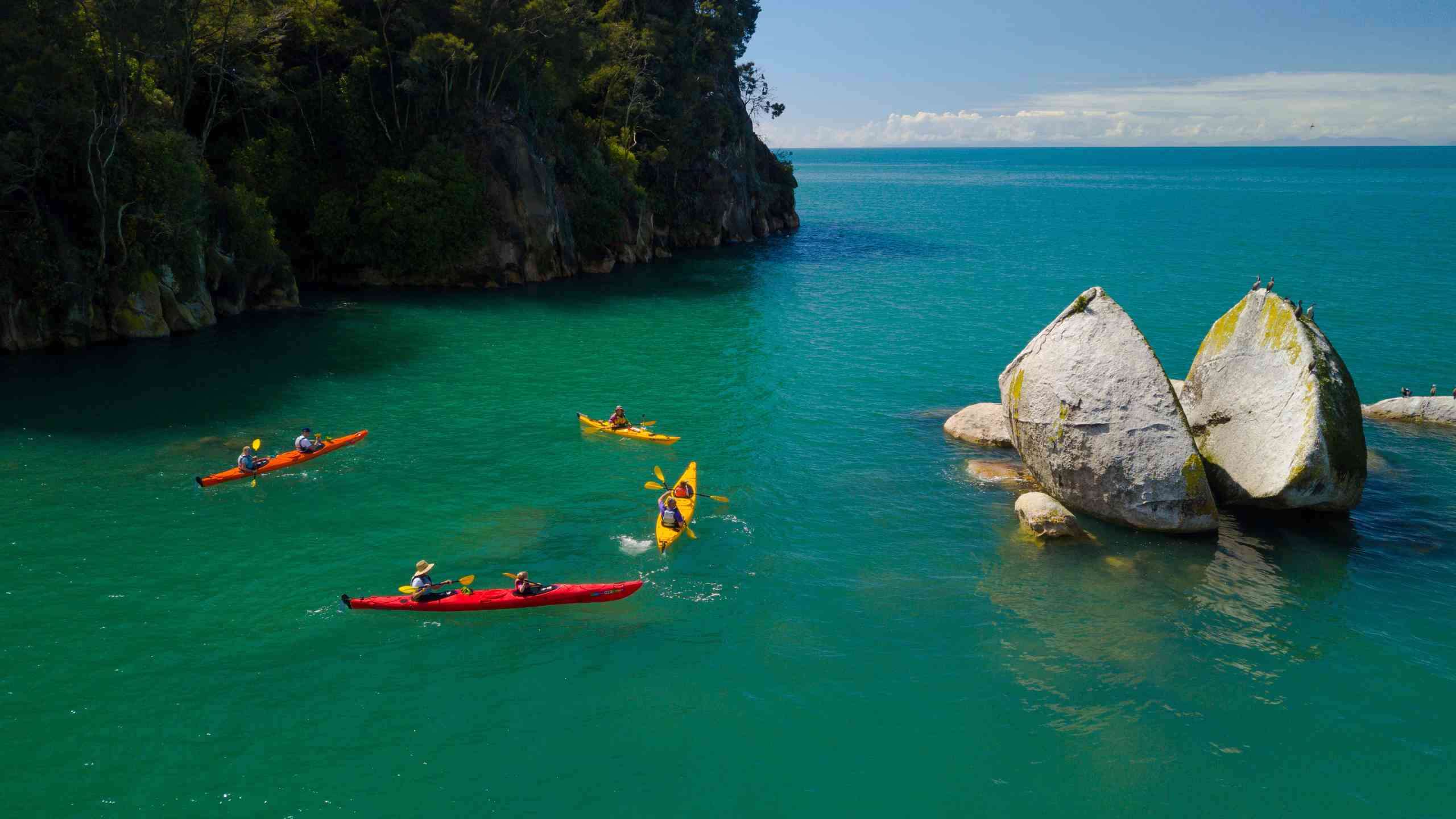 Abel Tasman Coast Track Walk & Kayak in Comfort 3D2N, Fully Guided