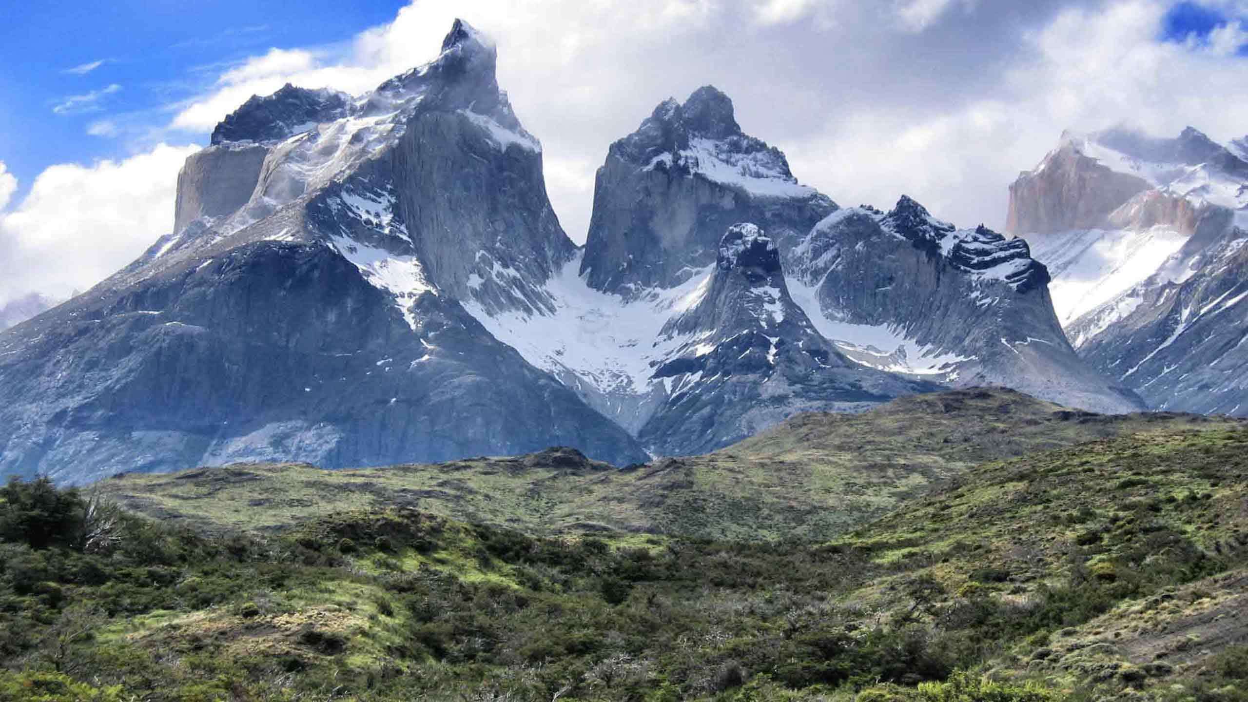 Classic Torres del Paine W Trek End to End 6D5N, Fully Guided