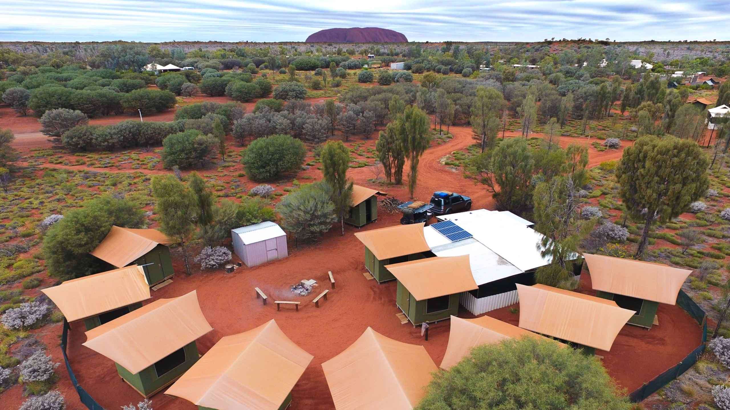Uluru, Kata Tjuta & Kings Canyon 4WD Tour 4D3N, Fully Guided & Group Tour Uluru Tour Uluru