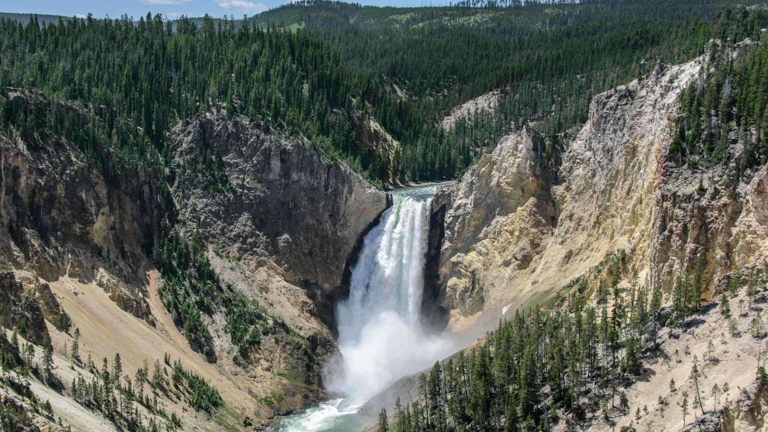 Wyoming Yellowstone & Tetons + Montana Paradise Valley Luxury Cycle 6D5N, Fully Guided 