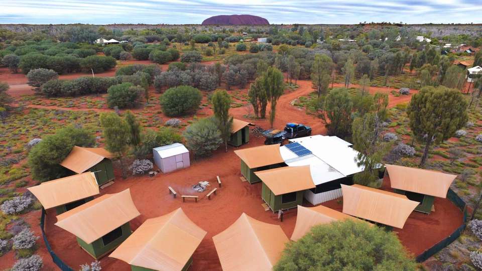 luxury red centre tours