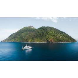 Aqua Blu - Indonesia Cruise Ship - Cruise Indonesia - Raja Ampat Cruise