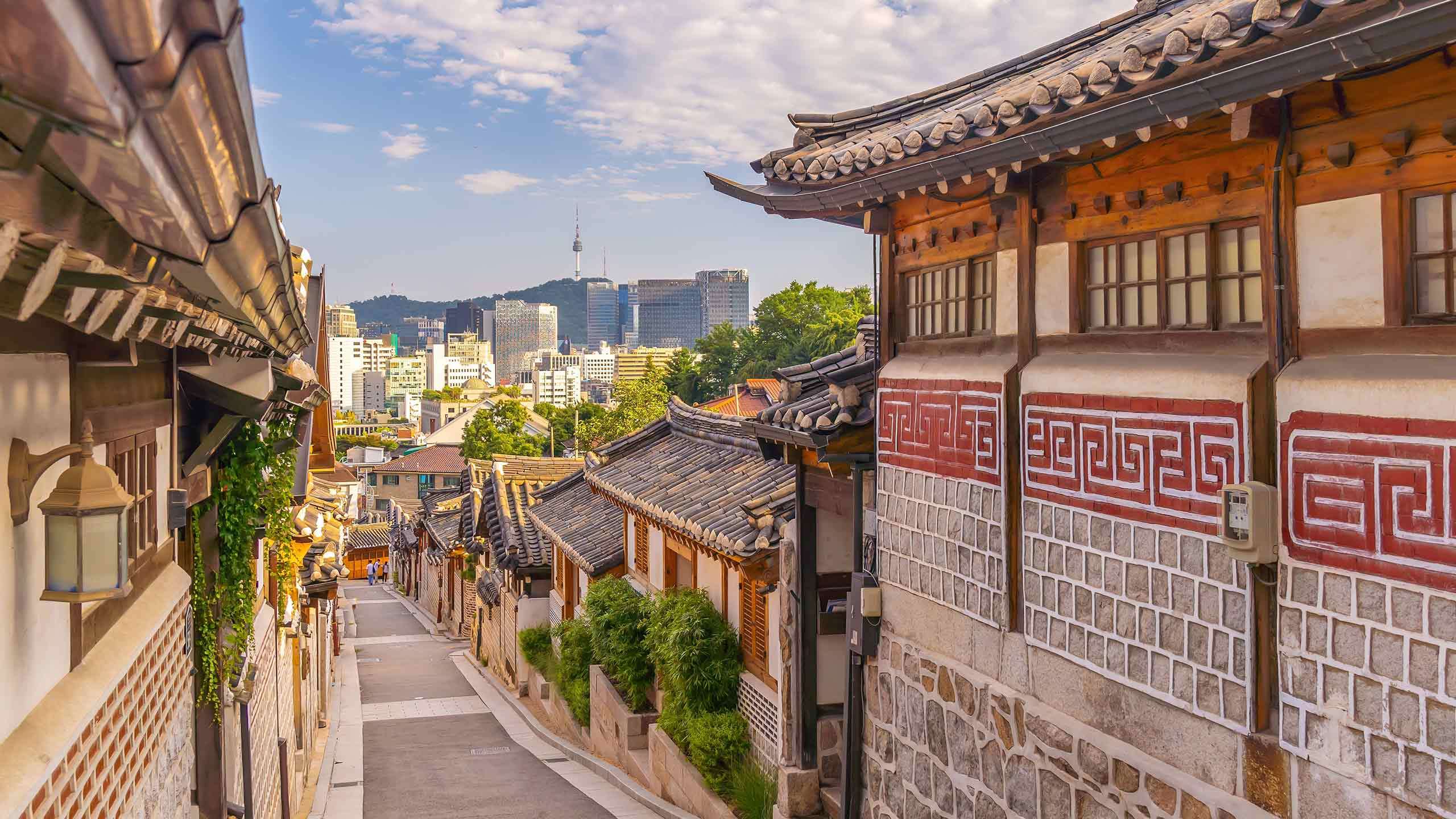 South Korea Highlights (Korean War History, Seoraksan Hiking & Culture Immersion) 9D8N, Fully Guided