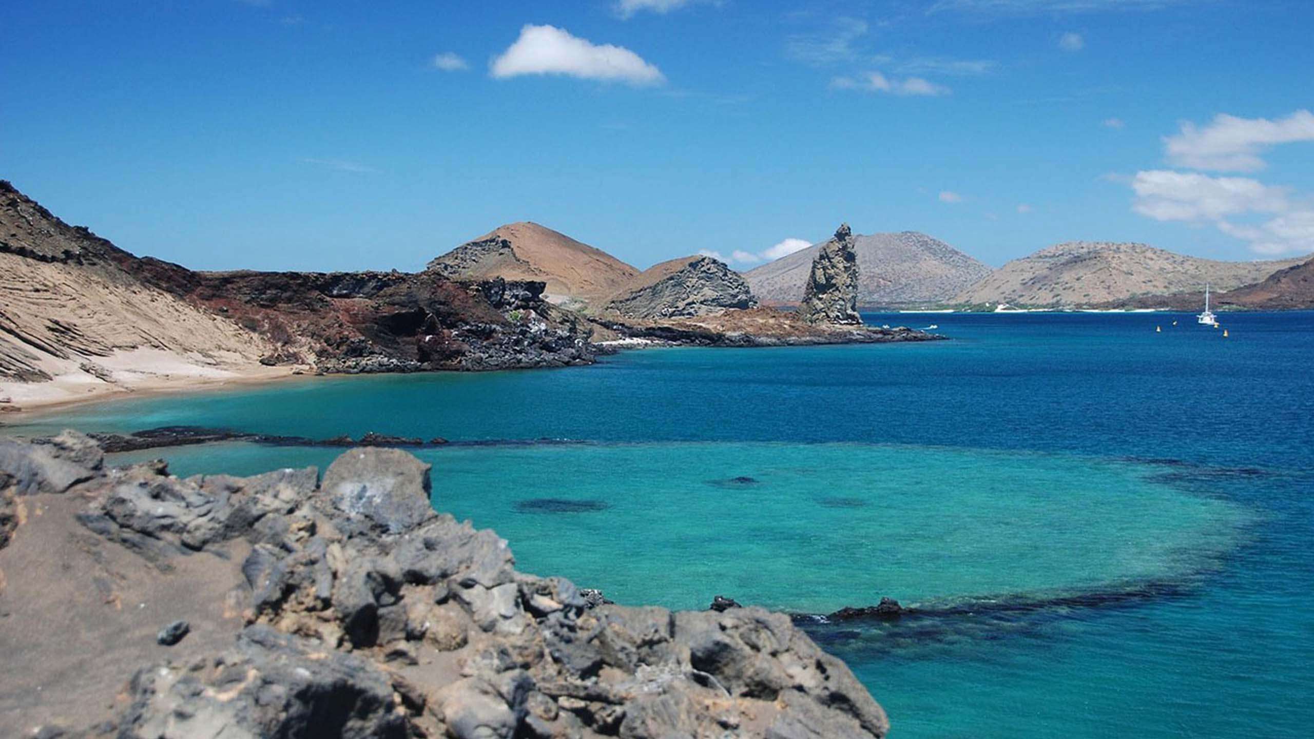 Best of Galapagos Southeast  Eco-Friendly Catamaran (Santa Cruz to San Cristobal) 6D5N