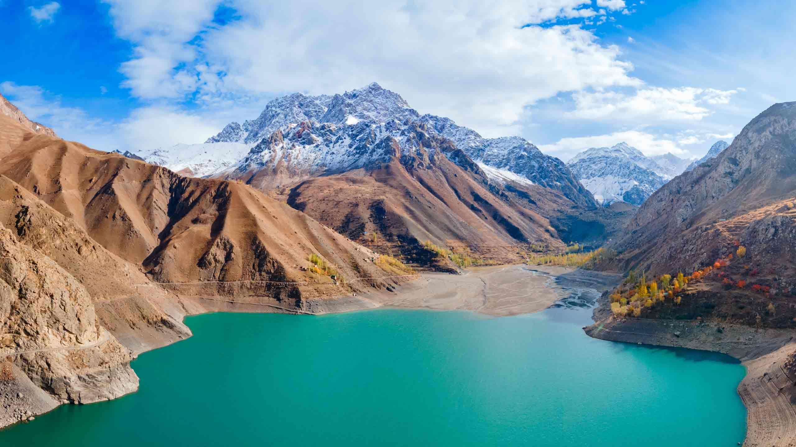 Deluxe Highlights of Central Asia (From Tajikistan’s Fann Mountains to Uzbekistan’s Silk Road Cities) 11D10N, Fully Guided