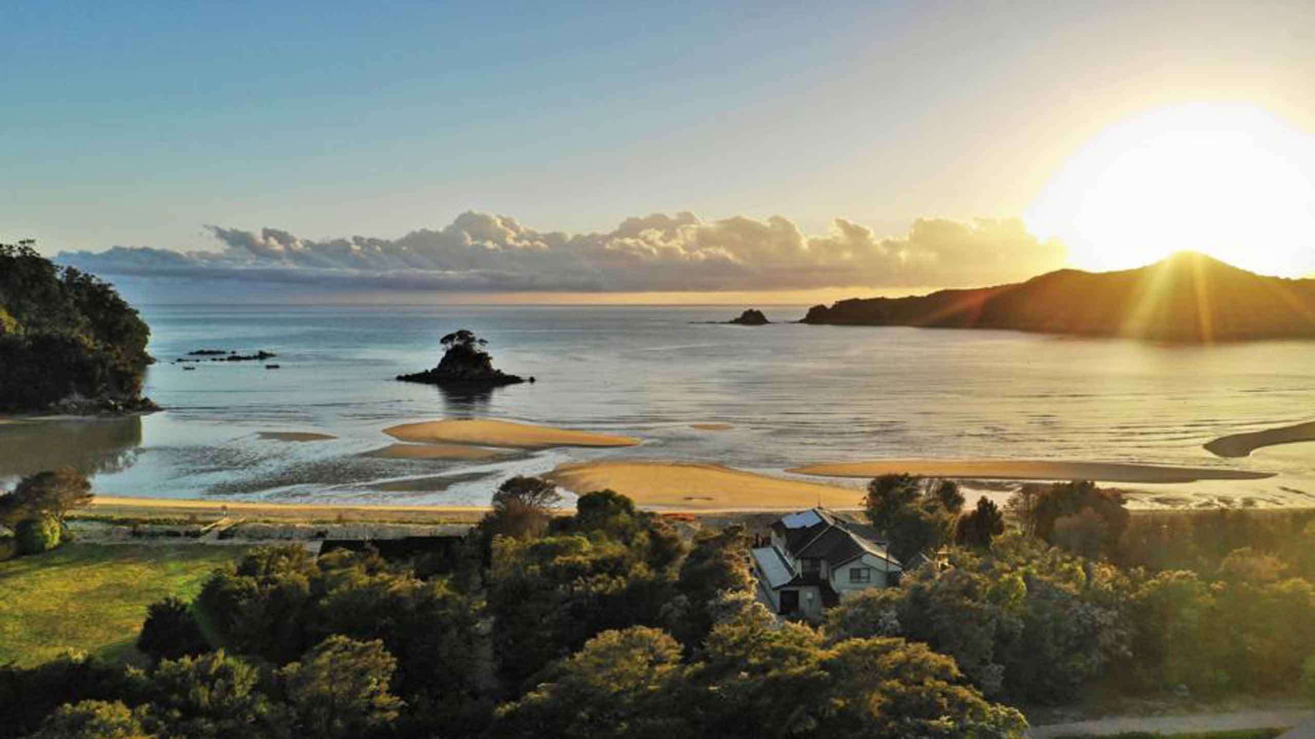 Torrent Bay Lodge 