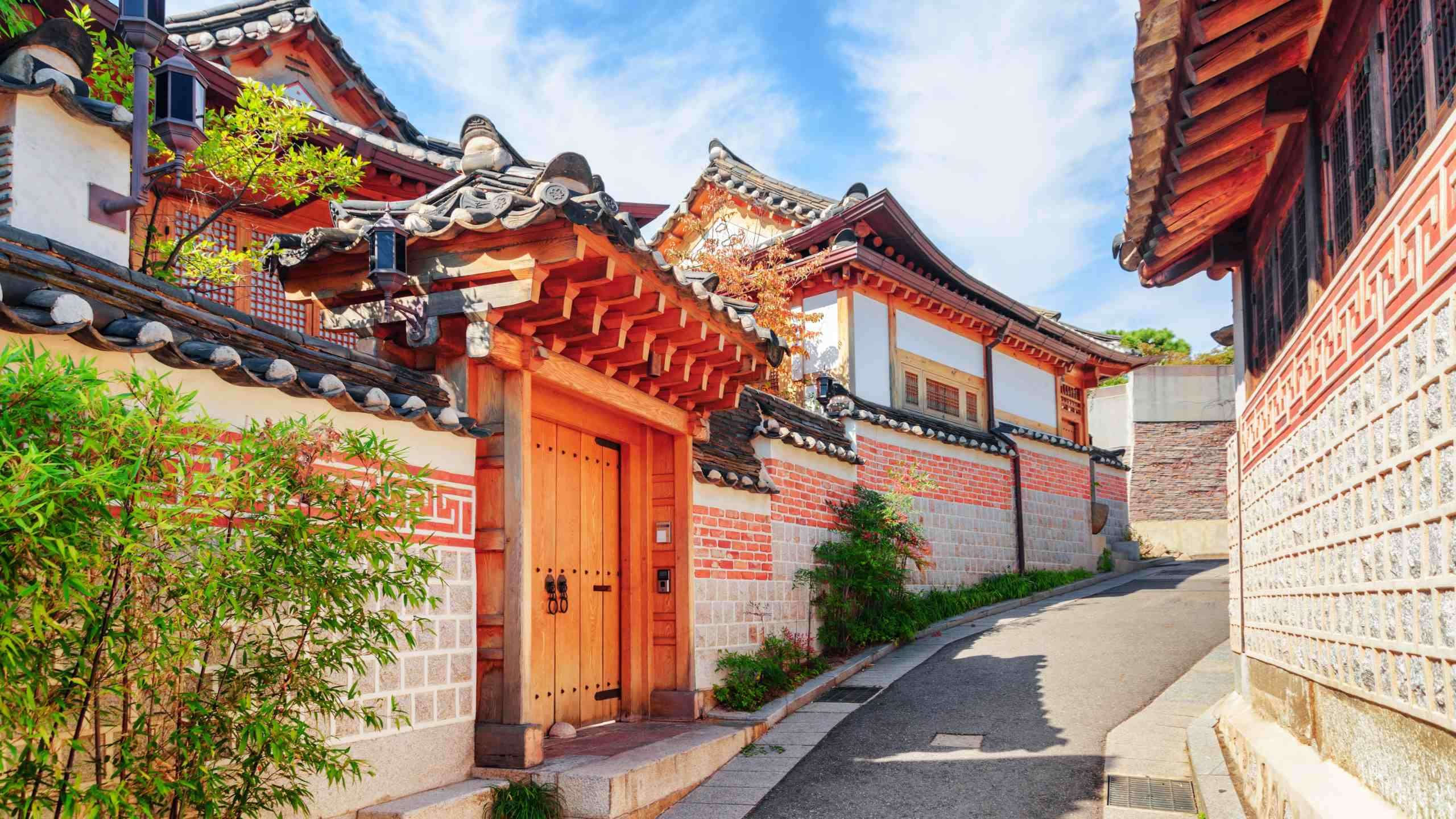 South Korea Family Holiday (Korean War History, K-Pop,  Food Tasting & Coastal Beach Train) 8D7N, Fully Guided