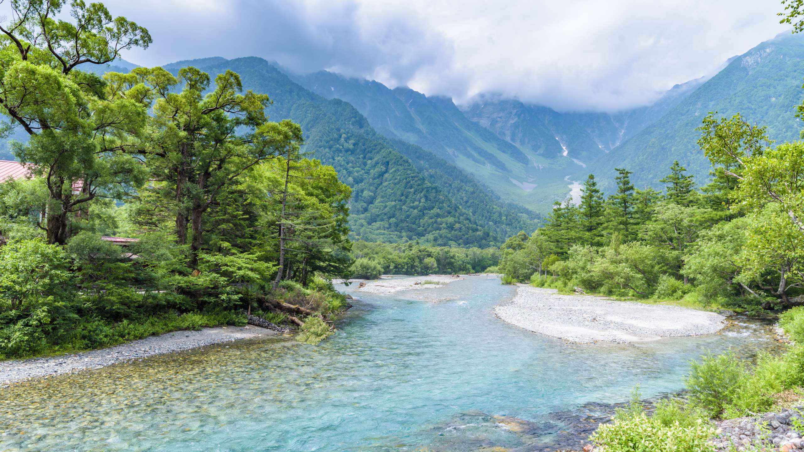 Kamikochi Japan, Hotaka Mountain and Azusa River