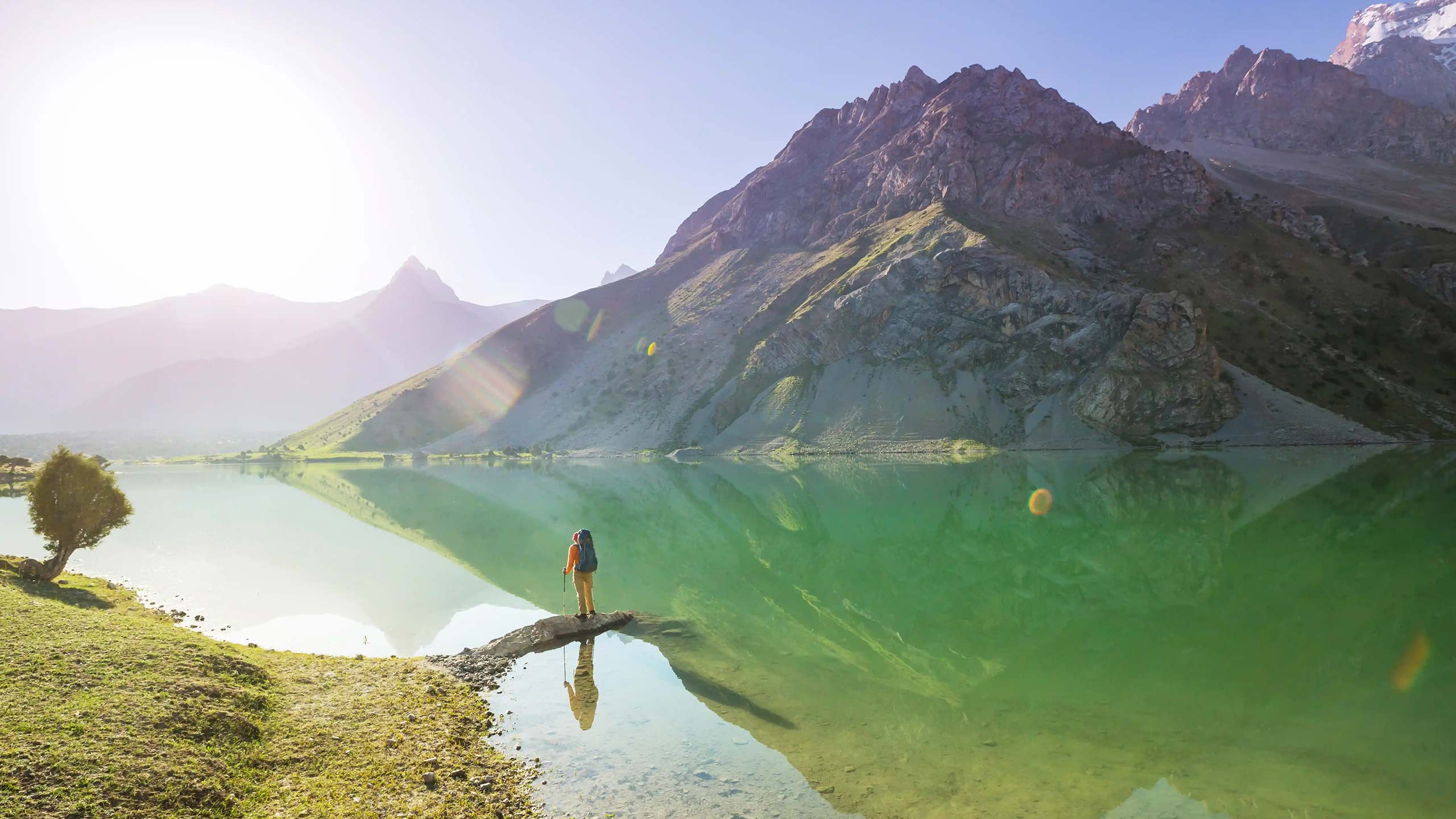 serene-lake-in-fann-mountains-pamir-tajikistan-shutterstock1973322599