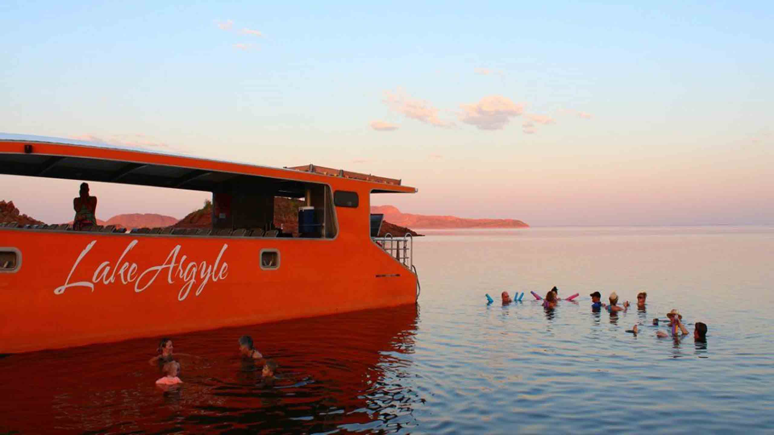 lake-argyle-resort-kimberley-wa-day-on-the-lake