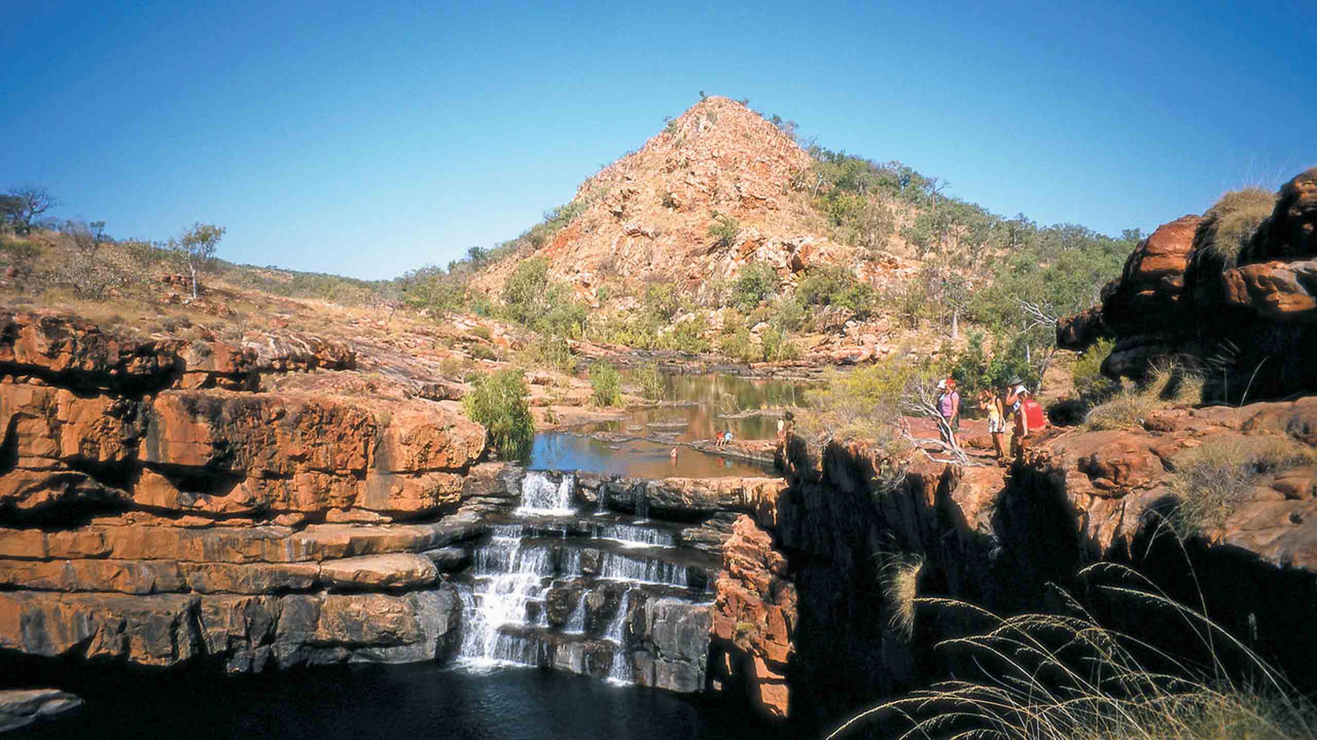 australia-wa-kimberley-bell-gorge-wilderness-lodge-waterfall
