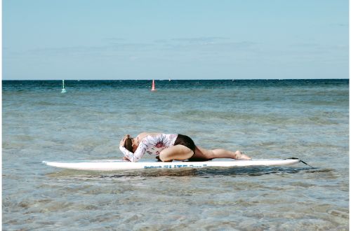western-australia-stand-up-paddle-with-heather-star-yogi-beach