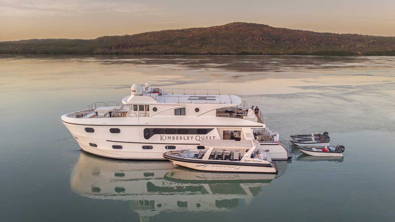 kimberley-quest-western-australia-cruise-fleet-sunset