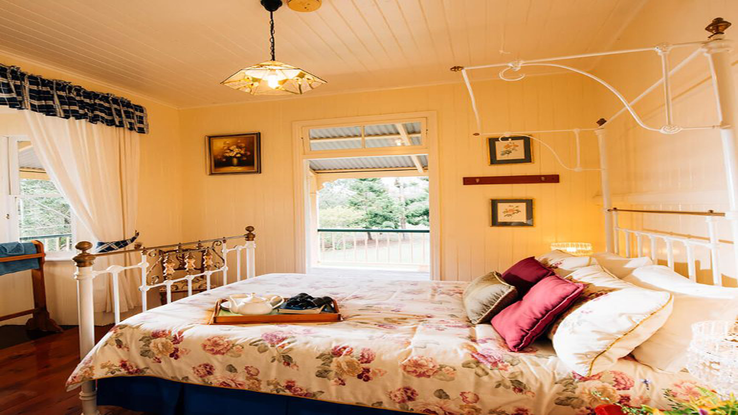 accommodation-mt-barney-lodge-homestead
