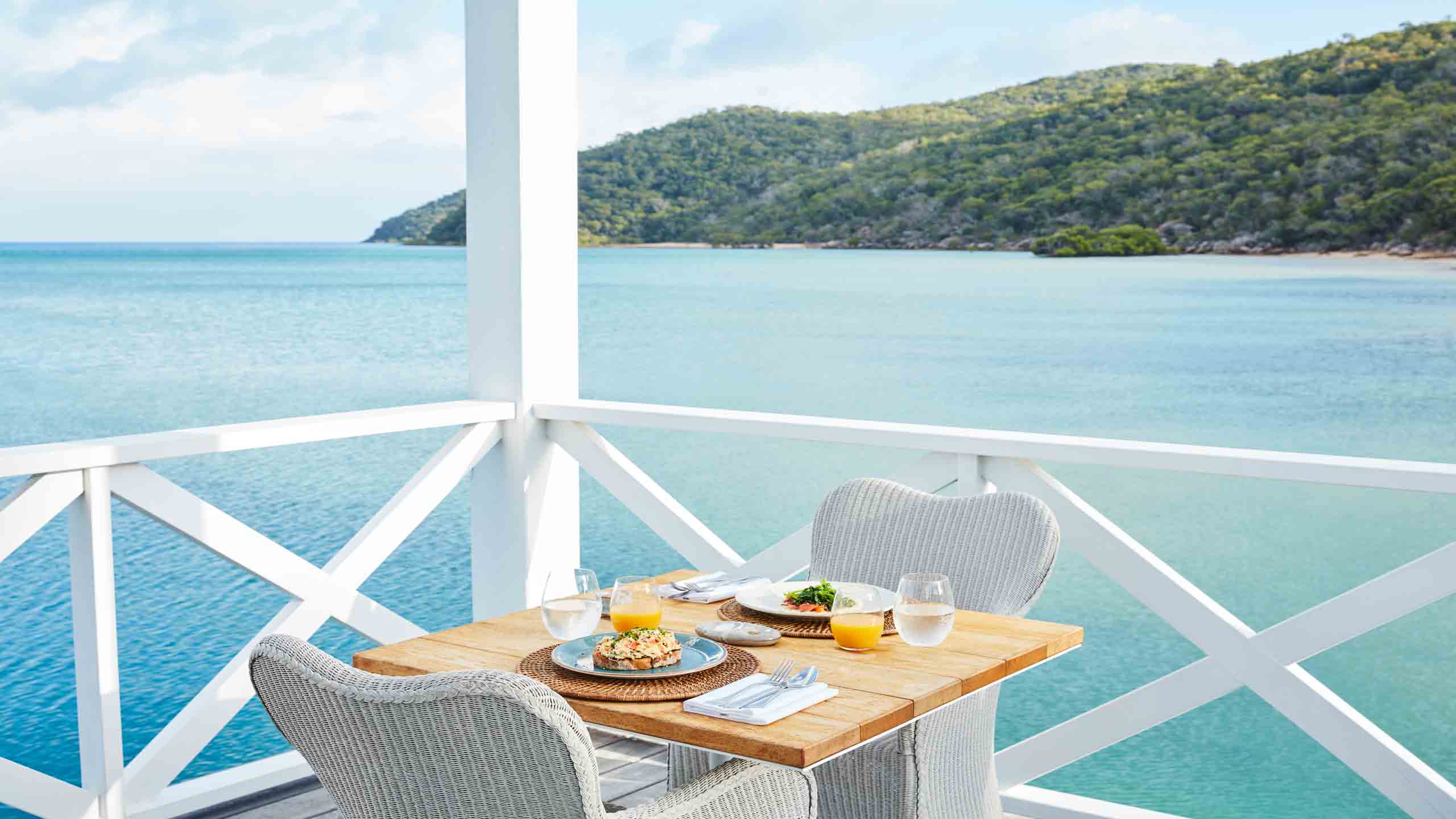 orpheus-island-dining-with-a-view