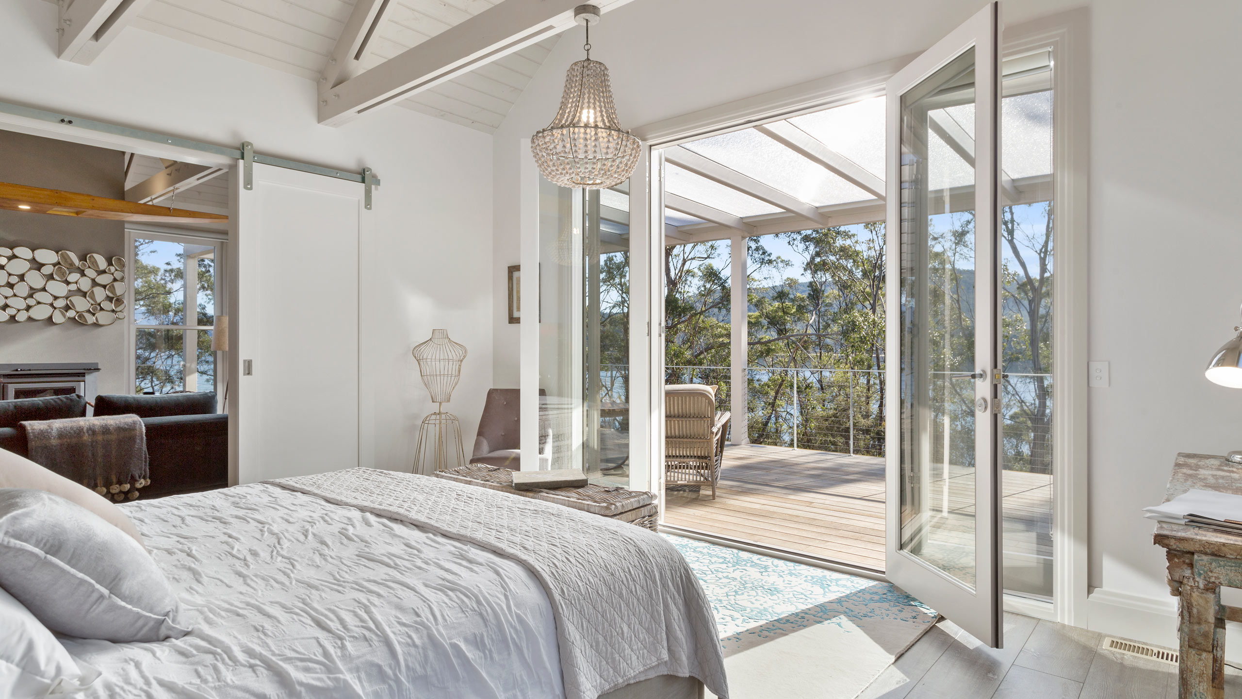 the-peninsula-the-boat-house-dover-tasmania-bedroom-out-to-view