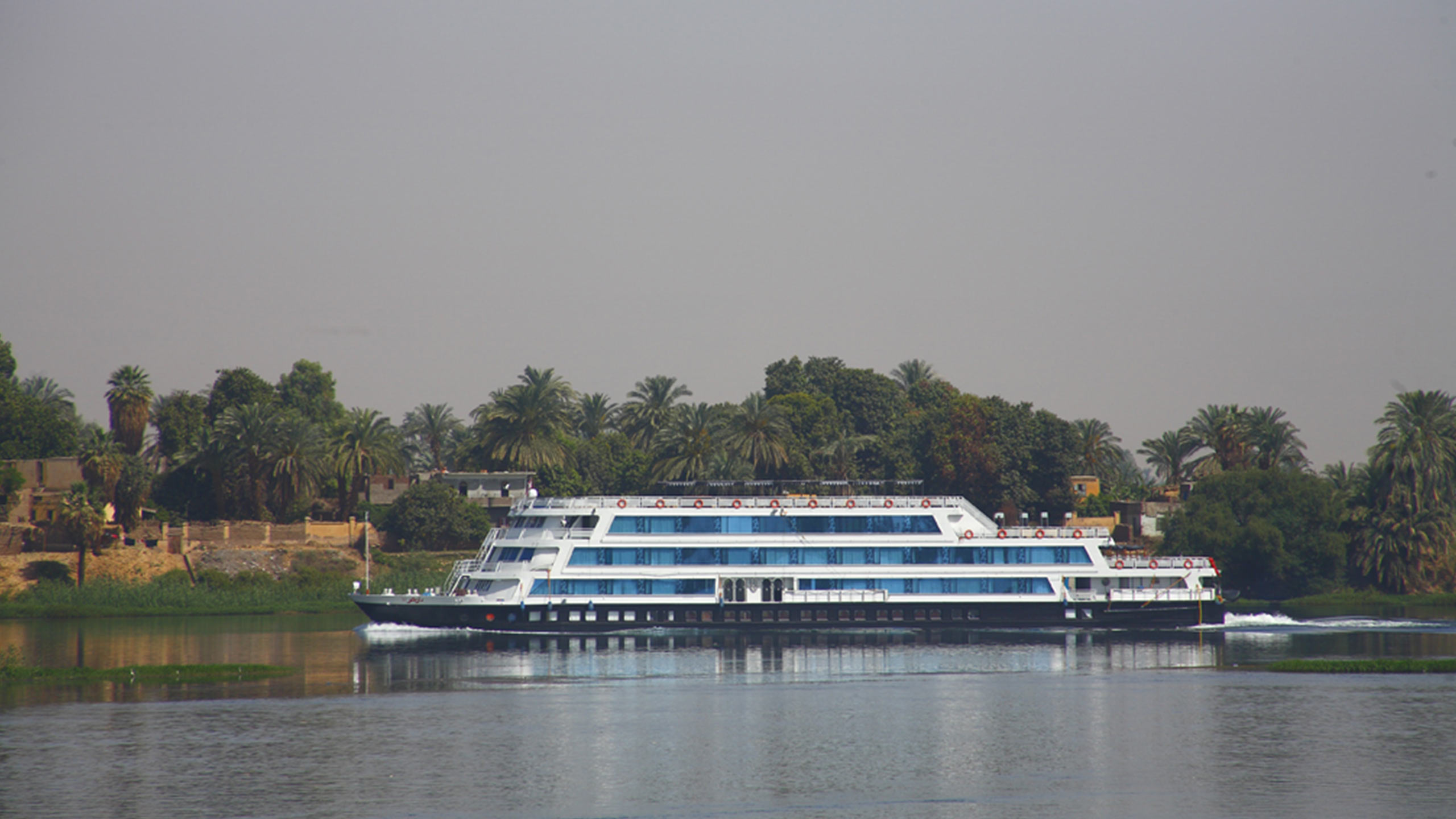movenpick-ms-darakum-egypt-nile-cruise-exterior
