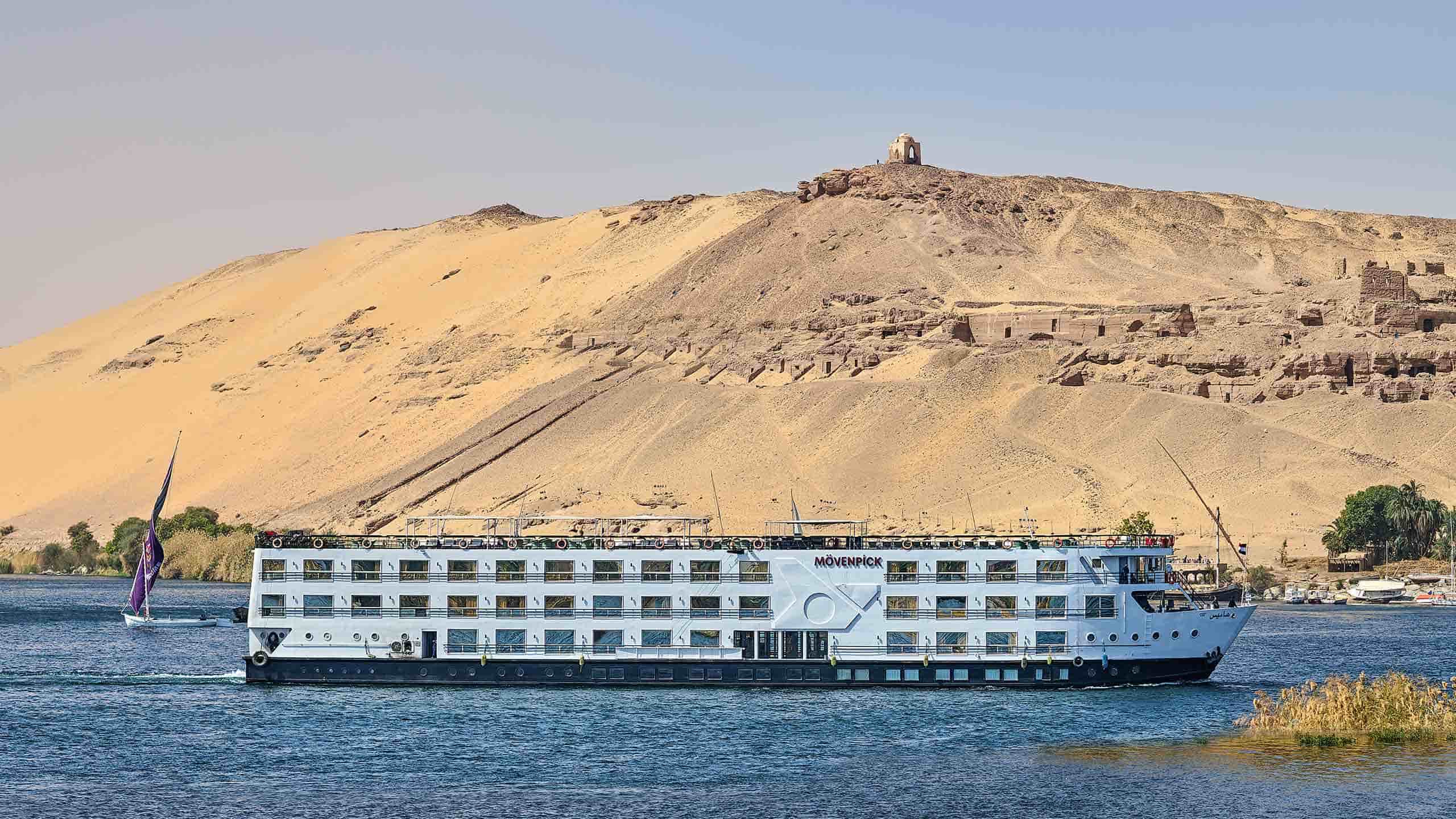 movenpick-ms-hamees-egypt-nile-cruise-exterior
