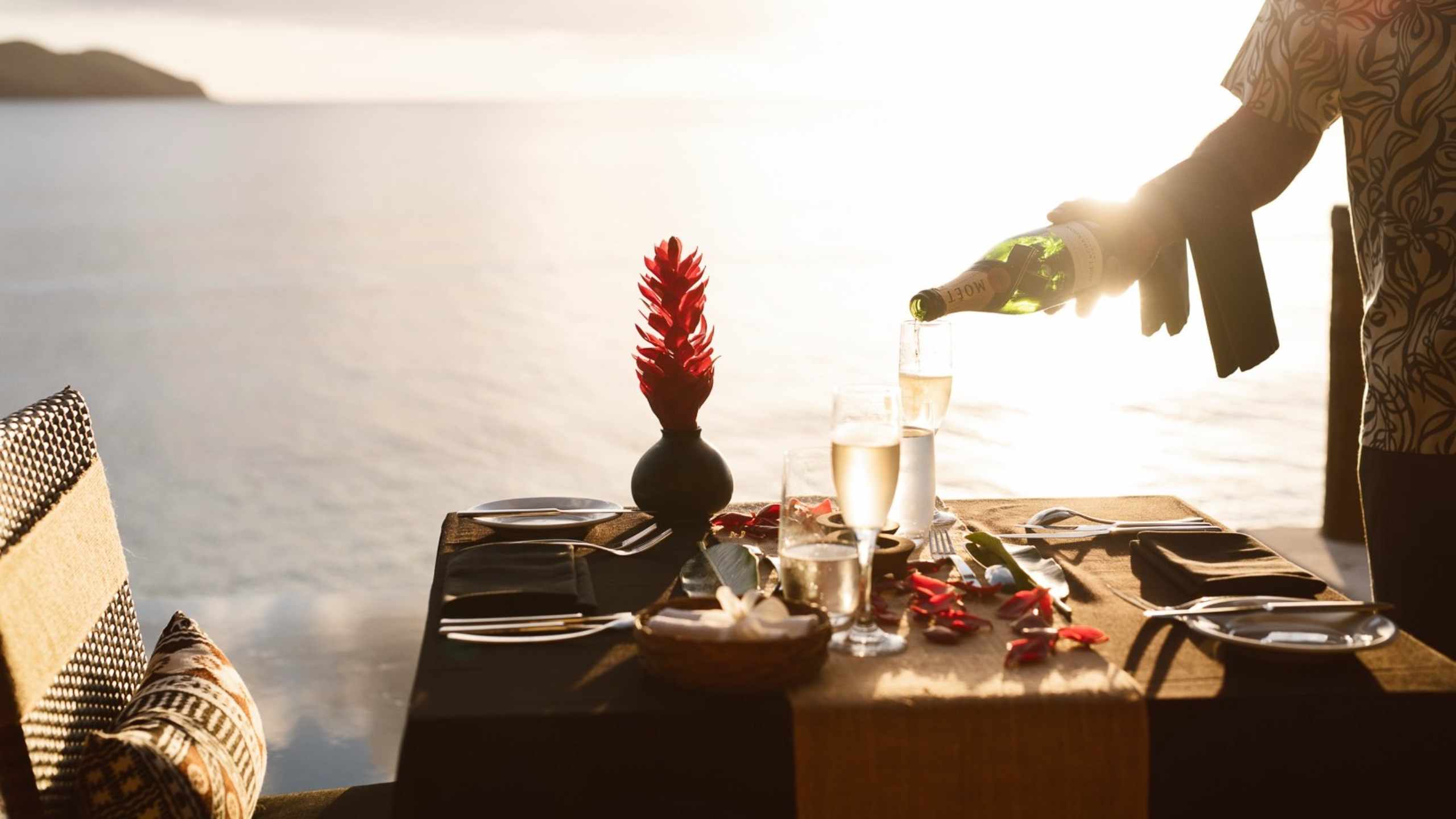 tokoriki-island-resort-fiji-sunset-dining-jetty-champagne-butler