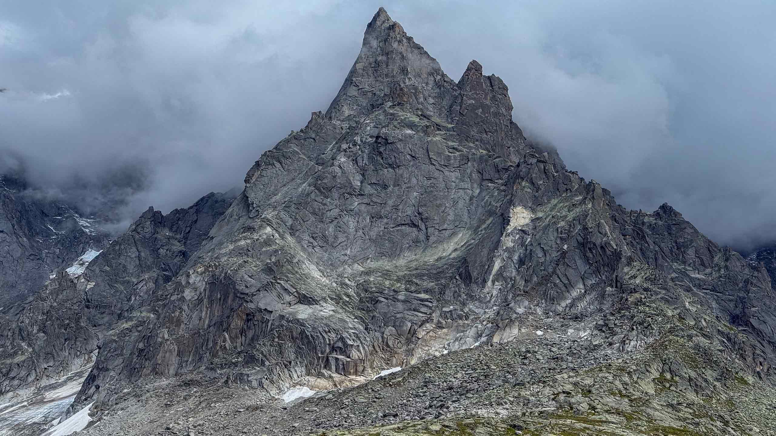 aiguille-du-peigne-mont-blanc-massif-haute-savoie-france-shutterstock2721629189