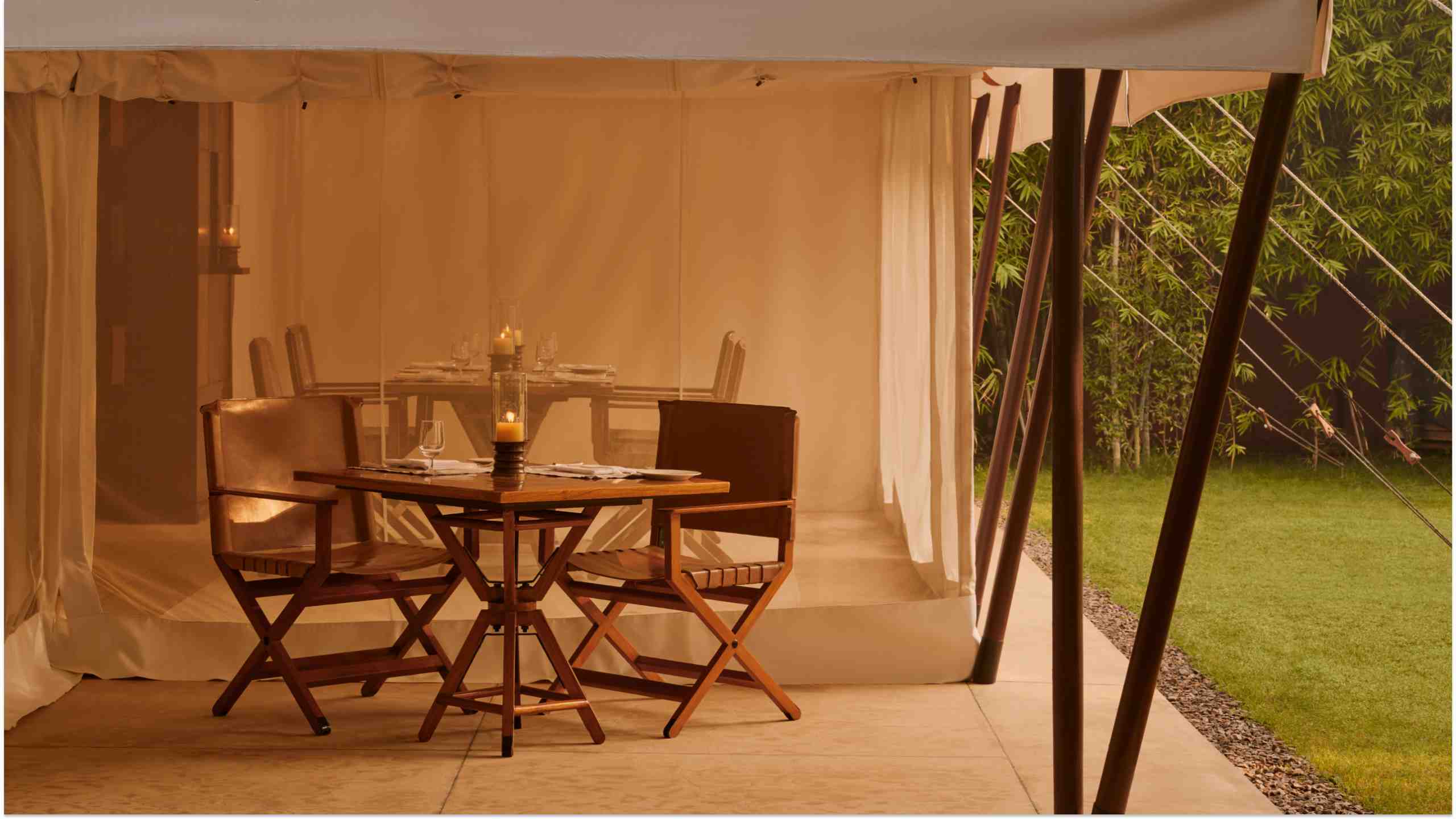 aman-i-khas-safari-outdoor-tables