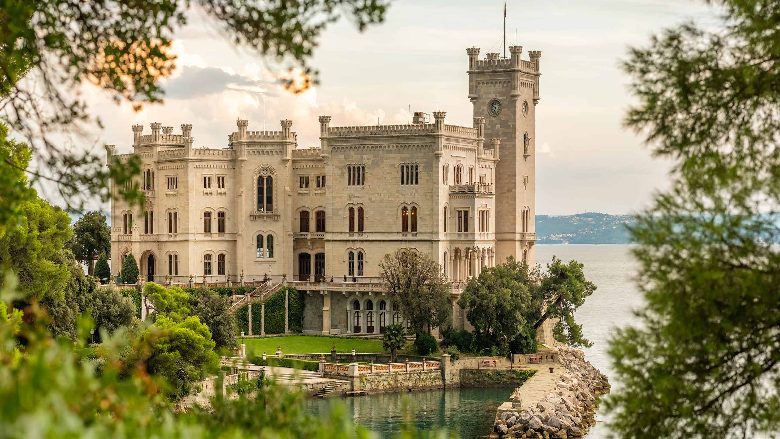 miramare-castle-trieste-friuli-venezia-giulia-italy-shutterstock2457854097
