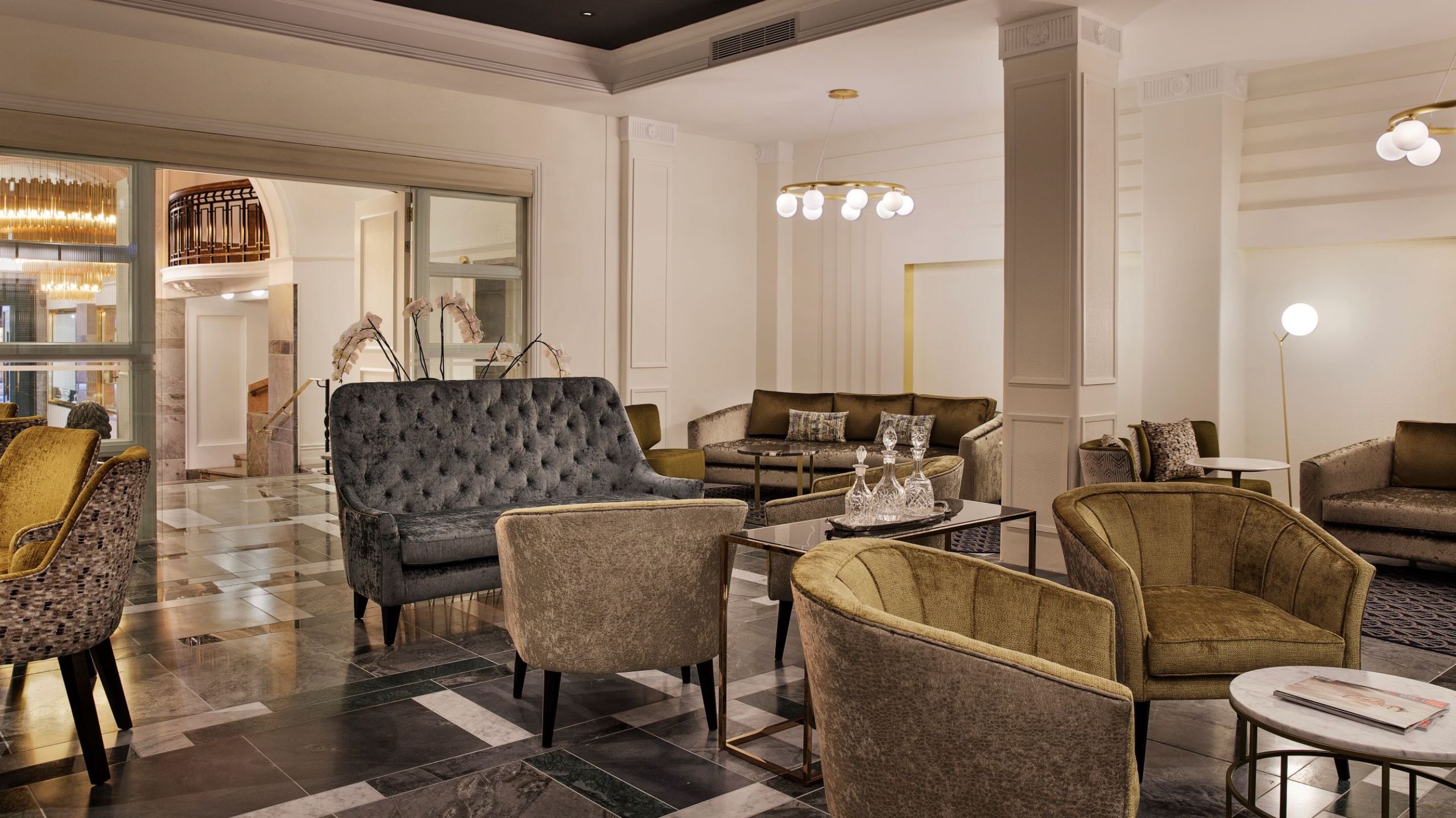 luxury-hotel-grand-windsor-auckland-new-zealand-lounge-interior
