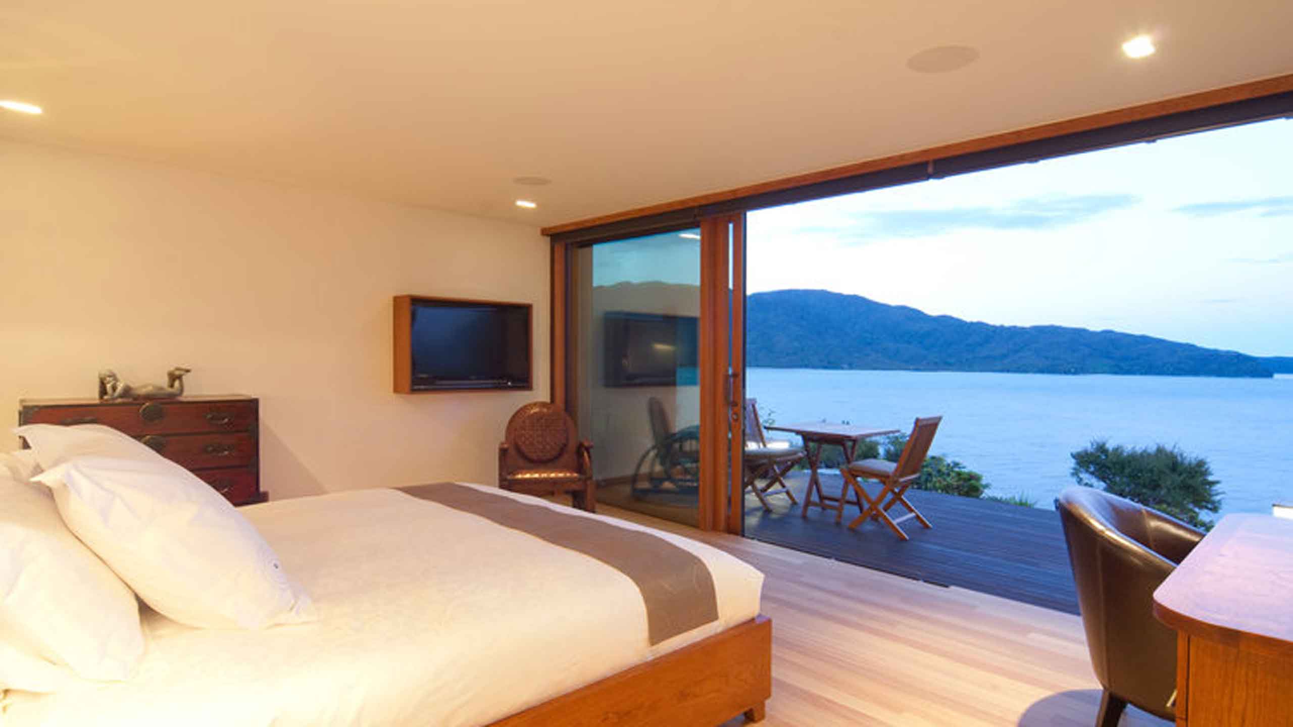 Luxury-Accommodation-New-Zealand-Split-Apple-Retreat-view-from-room