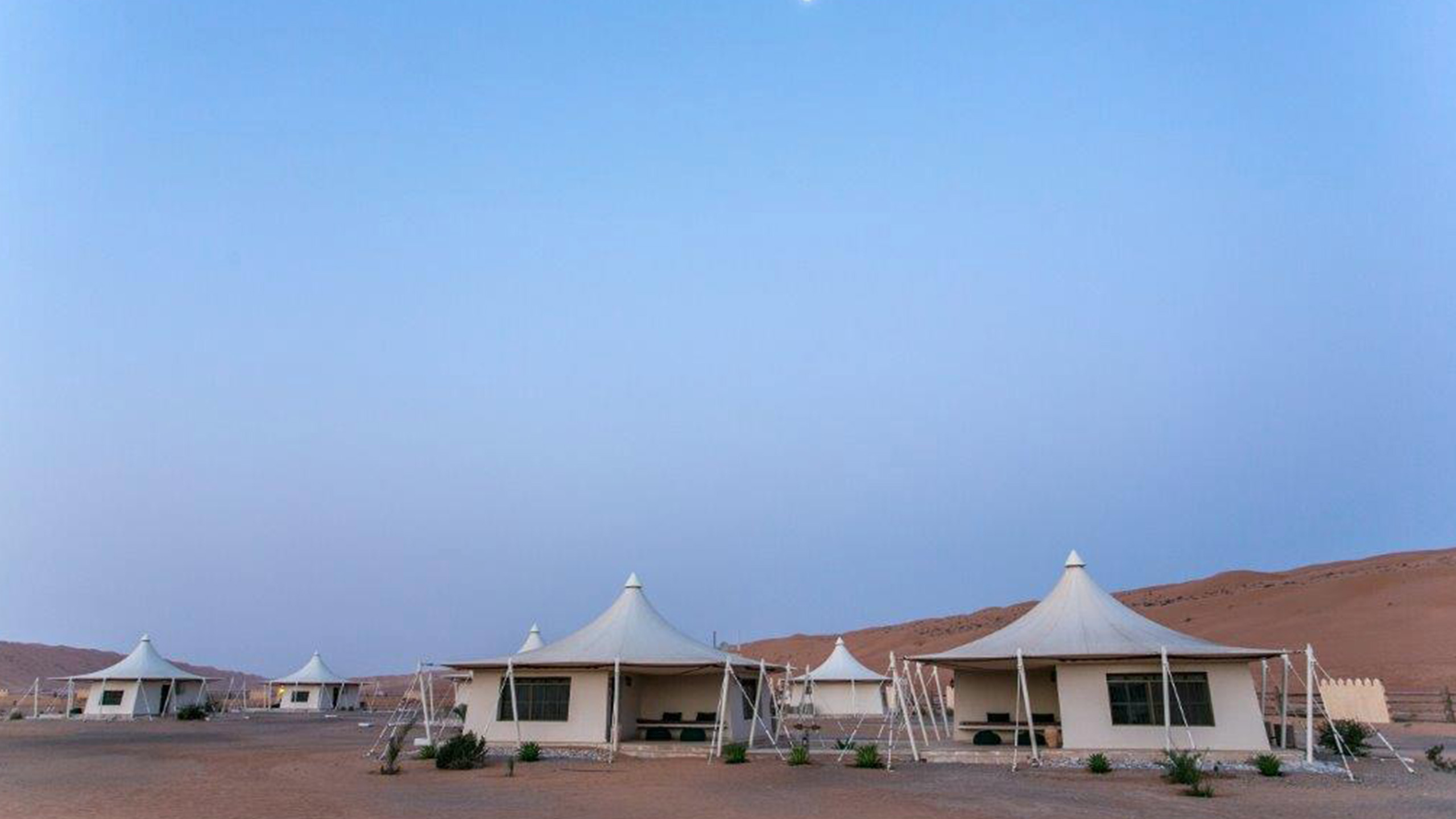 desert-nights-camp-oman-villa-desert-view