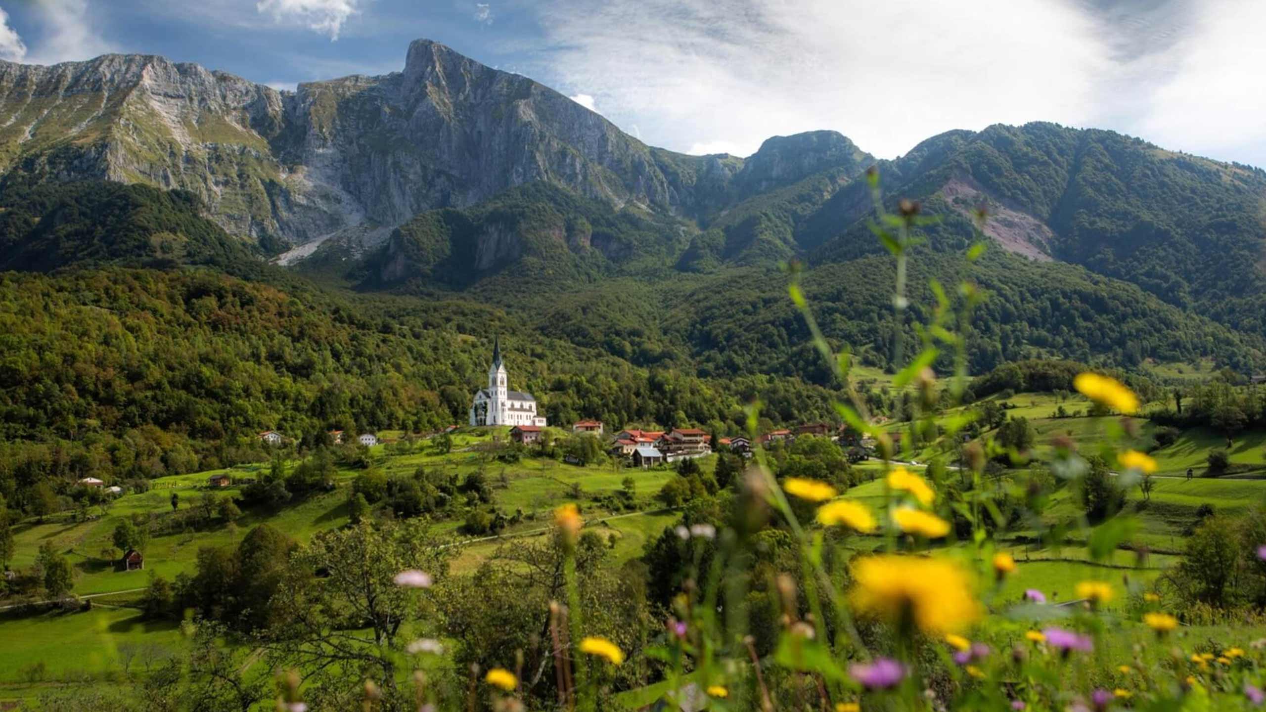 dreznica-nebesa-chalets-livek-slovenia