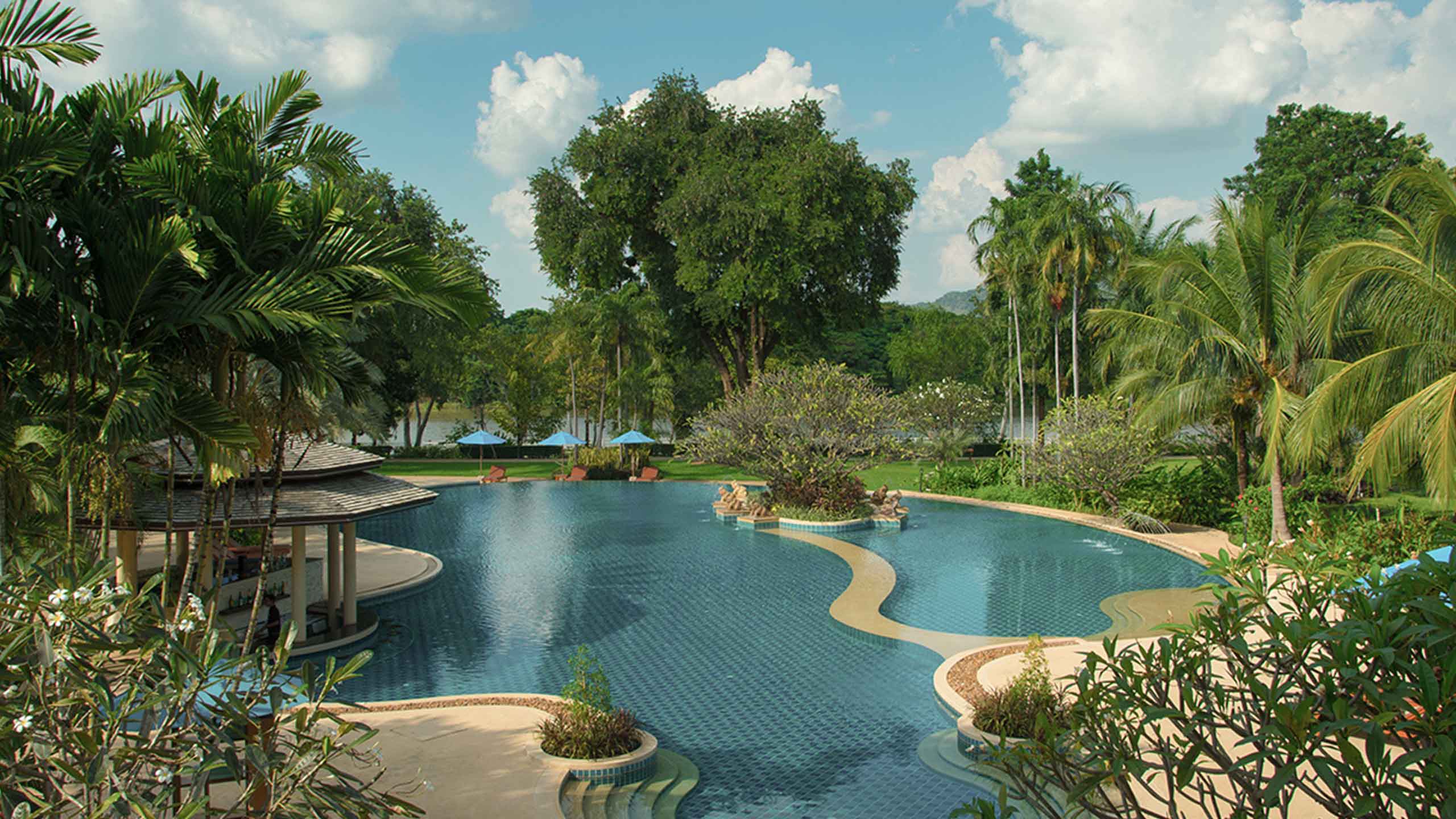 dheva-mantra-resort-thailand-pool-area