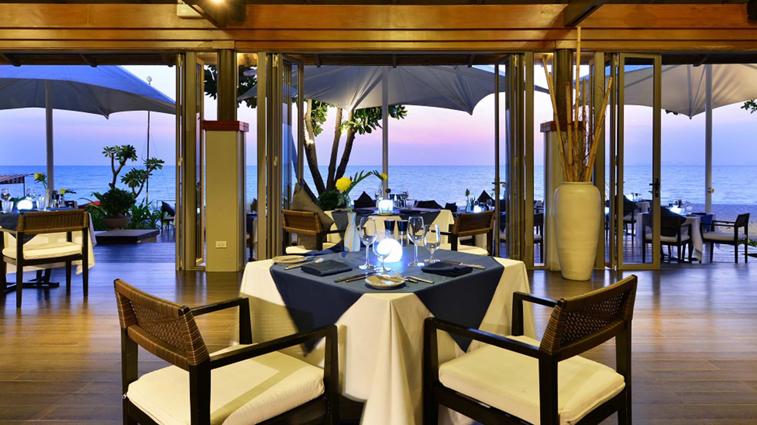 layana-resort-and-spa-krabi-thailand-dining