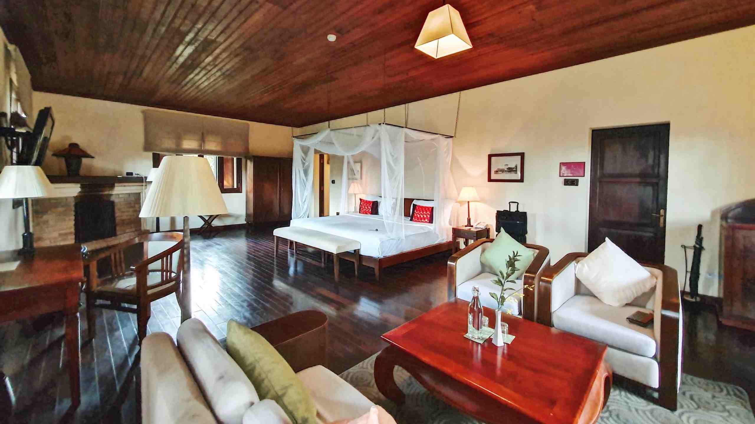 ana-villas-dalat-resort-and-spa-vietnam-luxury-accommodation-suite-bedroom-interior