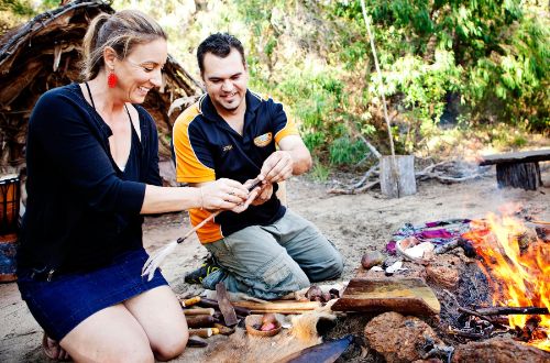 western-australia-koomal-dreaming-fire-making-aboriginal-cultural-experience-fire-making