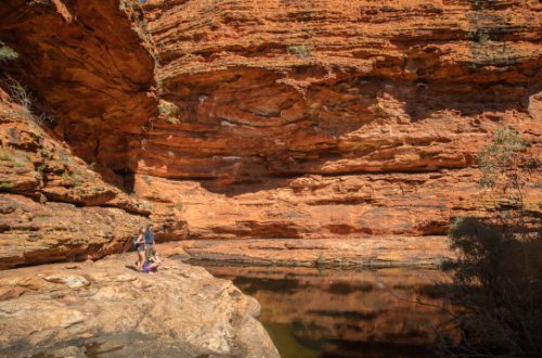 uluru-northern-territory-australia-kings-canyon-rim-walk-waterhole-guide
