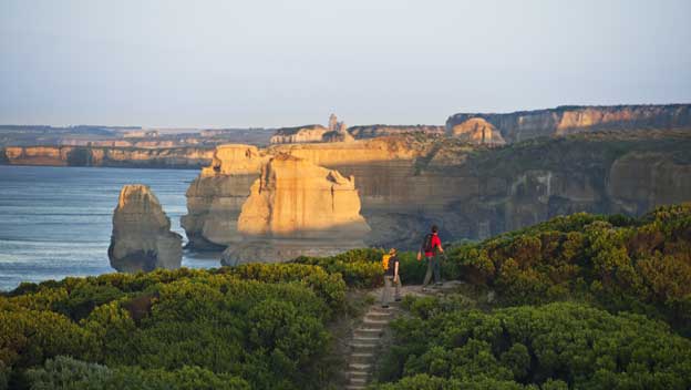 great-ocean-walk-victoria-australia-hiking