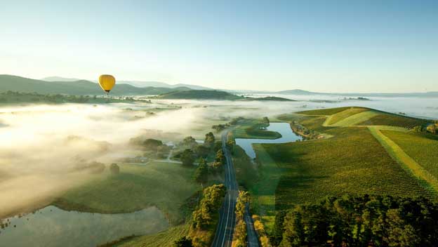 yarra-valley-hot-air-ballooning-victoria-australia