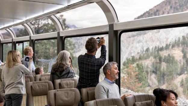 rocky-mountaineer-rail-journey-rockies-to-red-rocks-silverleaf-service-glass-dome-coach-guests-photography