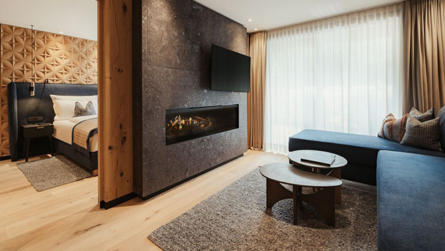 hotel-granbaita-dolomites-italy-room