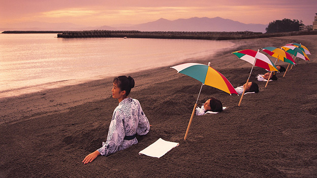 ibusuki-natural-hot-sand-baths-kyushu-japan