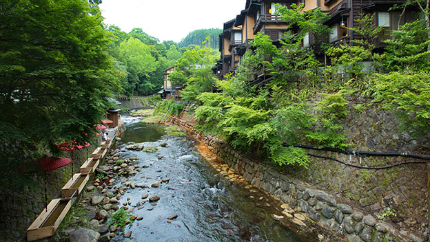 kurokawa-onsen-kyushu-japan